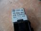 Preview: VW Golf III Relai Saugrohrvorwärmung mit Stecker 171906383