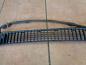 Preview: BMW 3er E46 Limousine Motorhaubengitter mit Waschwasserdüsen 51138208484