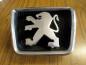 Preview: Original Peugeot 106 Emblem von Motorhaube 9620297977