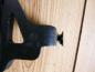 Preview: VW Golf 4 Bj.2000 Halter für Sicherungsdose Batterie 1J0915345C
