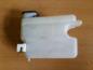 Preview: Renault Twingo Scheibenwaschbehälter mit Pumpe 7701669817