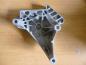 Preview: VW Touran Bj:2004 Halter Motorhalter Rechts 03G199207A