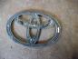 Preview: Toyota Yaris Verso Emblem Vorne