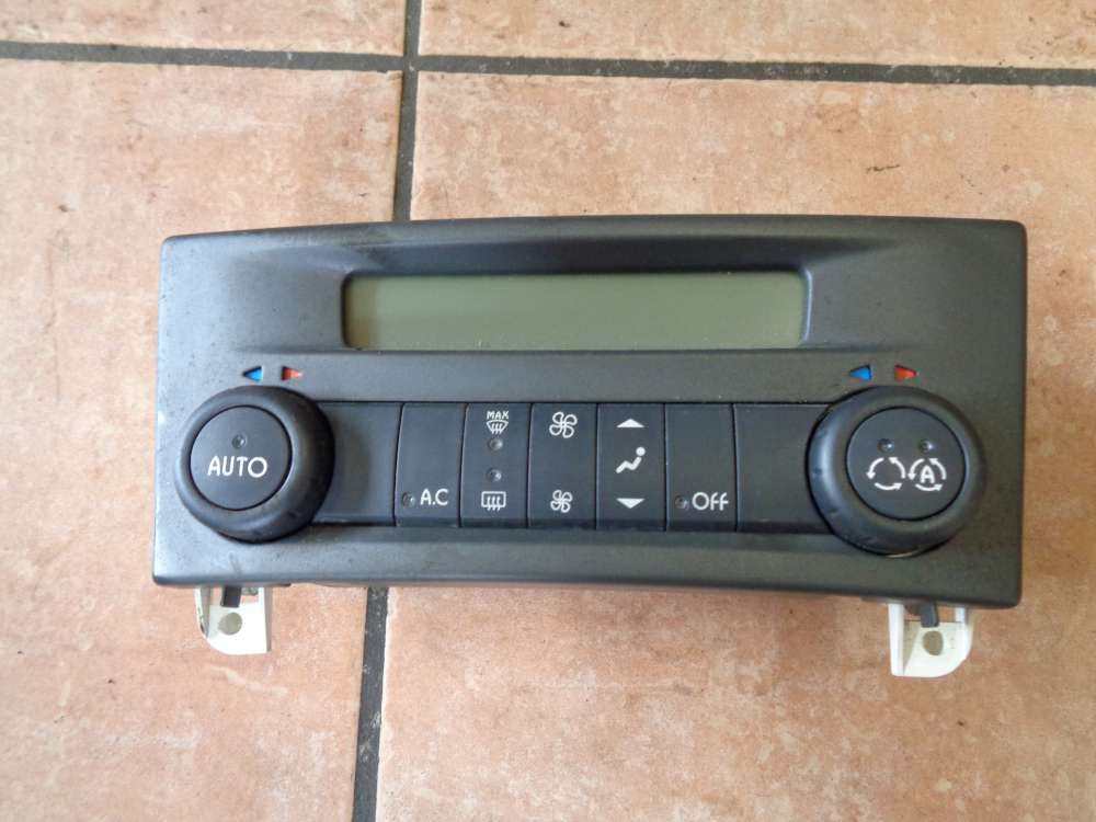 Renault Laguna II Bj:2003 Heizbet?tigung Klimabedienteil 8200264424
