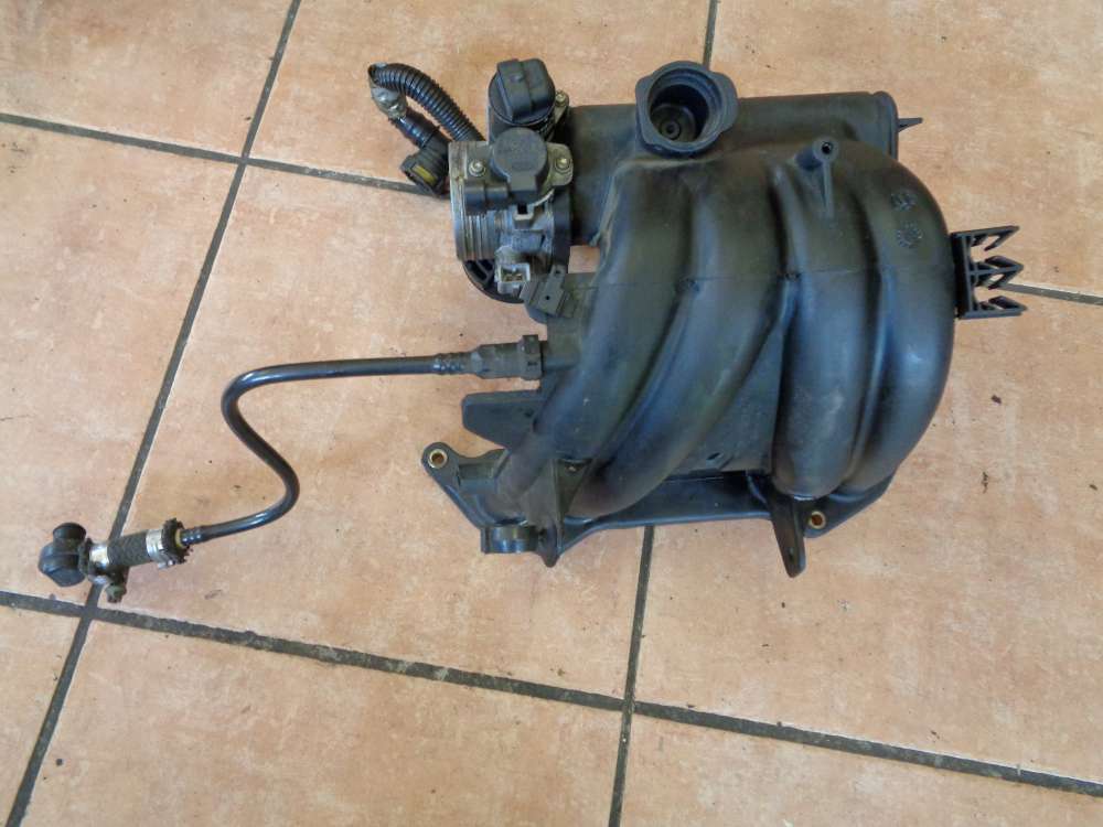 Peugeot 206 Bj:2000 Ansaugbrücke Ansaugkrümmer 9632998380