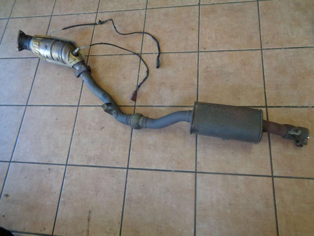 VW Passat 3B Katalysator Kat Mittelschalld?mpfer 8D0131702HA 8G0253211