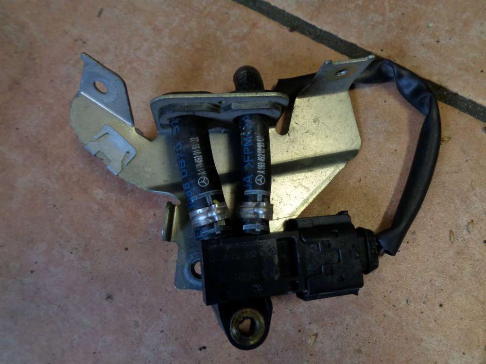 Mercedes A 150 Sensor Abgasdruck Abgasdrucksensor A0051537728