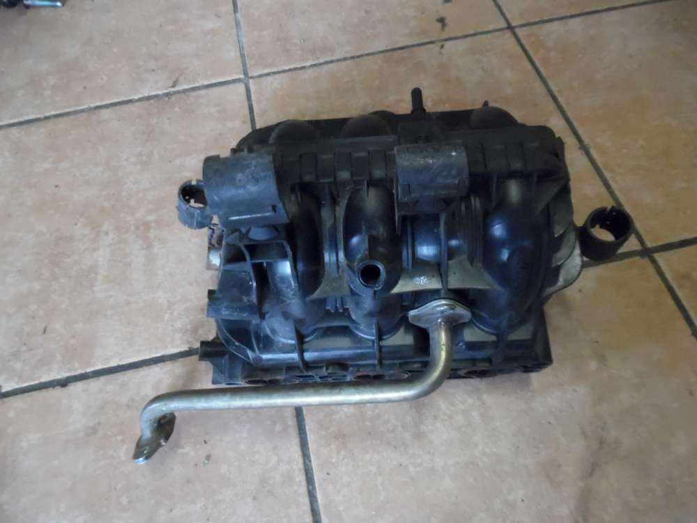 Opel Corsa C Ansaugkrümmer Ansaugbrücke Krümmer 0280600013 09157498