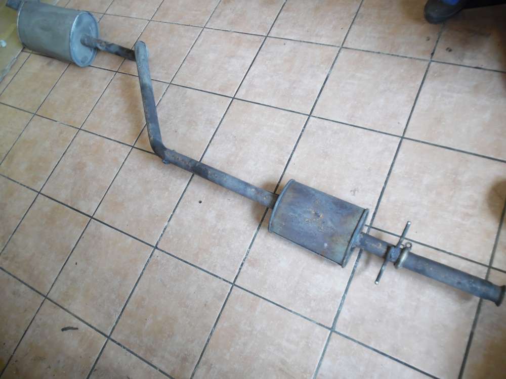 Renault Kangoo Auspuffanlage Mitteltopf Endschalld?mpfer BOSAL 261 2102