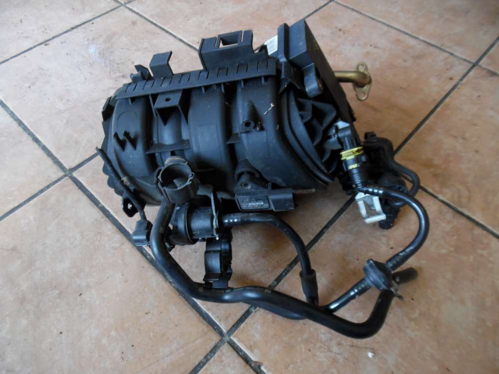 Opel Corsa C Ansaugbrücke Ansaugkrümmer 55557905