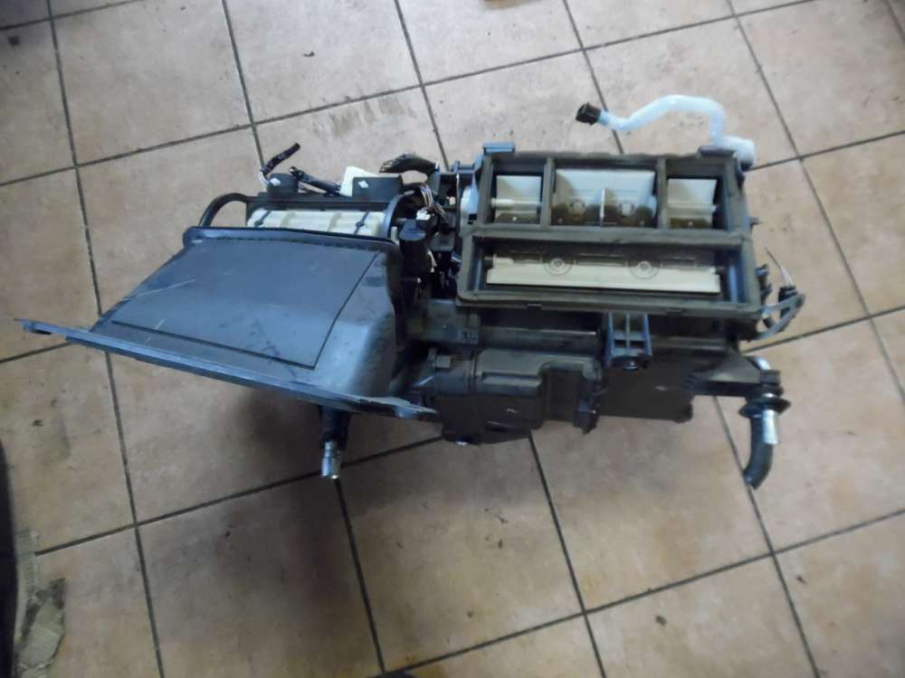 Toyota Corolla Verso Gebl?sekasten Klimakasten 87010-0F140