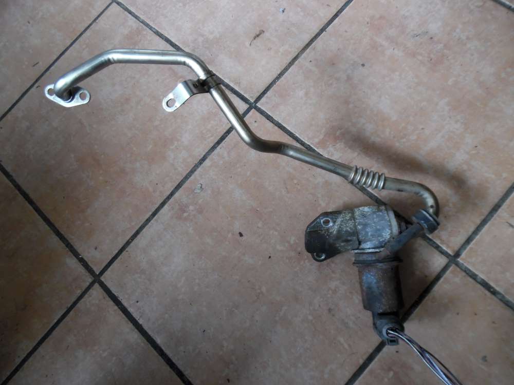 VW Seat Abgasr?ckf?hrungsventil mit Rohr 036131818