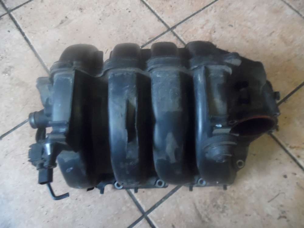 Skoda Octavia 1Z 1,6 FSI Ansaugkrümmer Ansaugbrücke 03C129711F