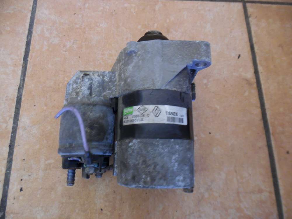 Renault Twingo II Anlasser valeo 8200369521E