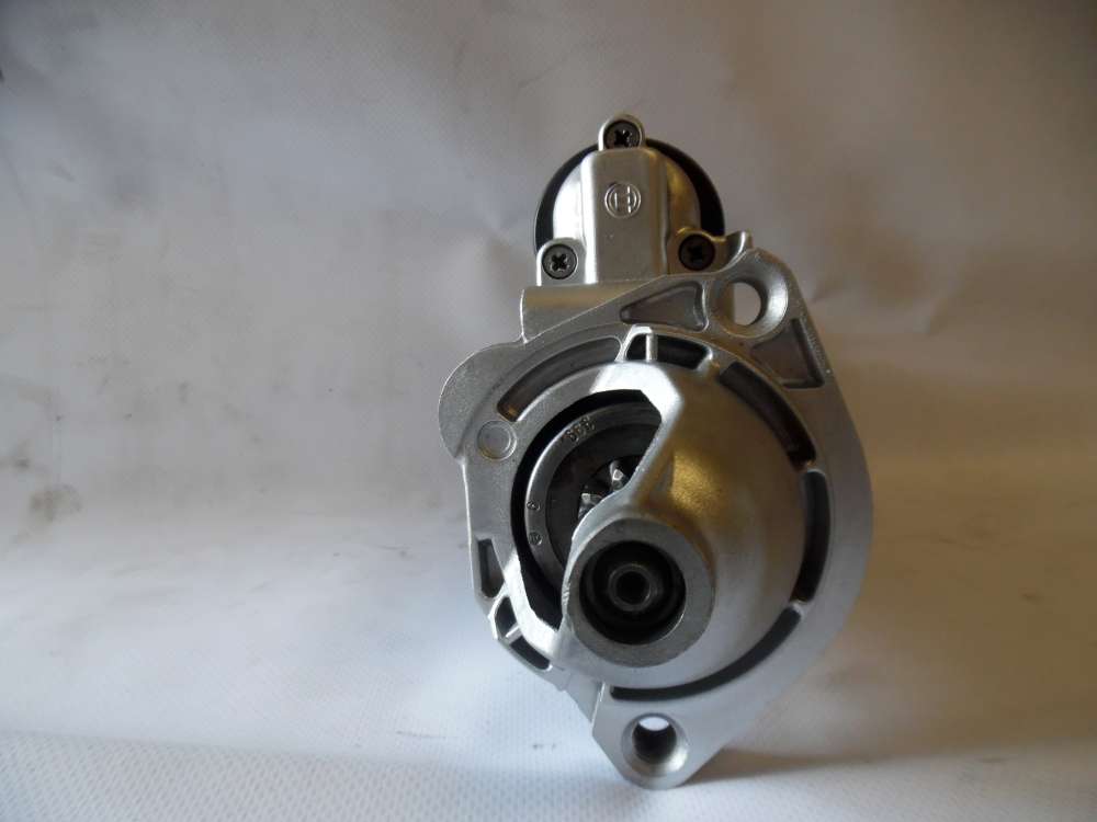 Anlasser Starter 1,8 KW Audi 80 A4 A6 VW Passat 3BG 1.9 TDI 068911024C
