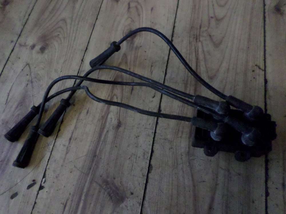 Renault Clio II 1,2 Zündspule 7700872449 / 7700873701 / 2526078A