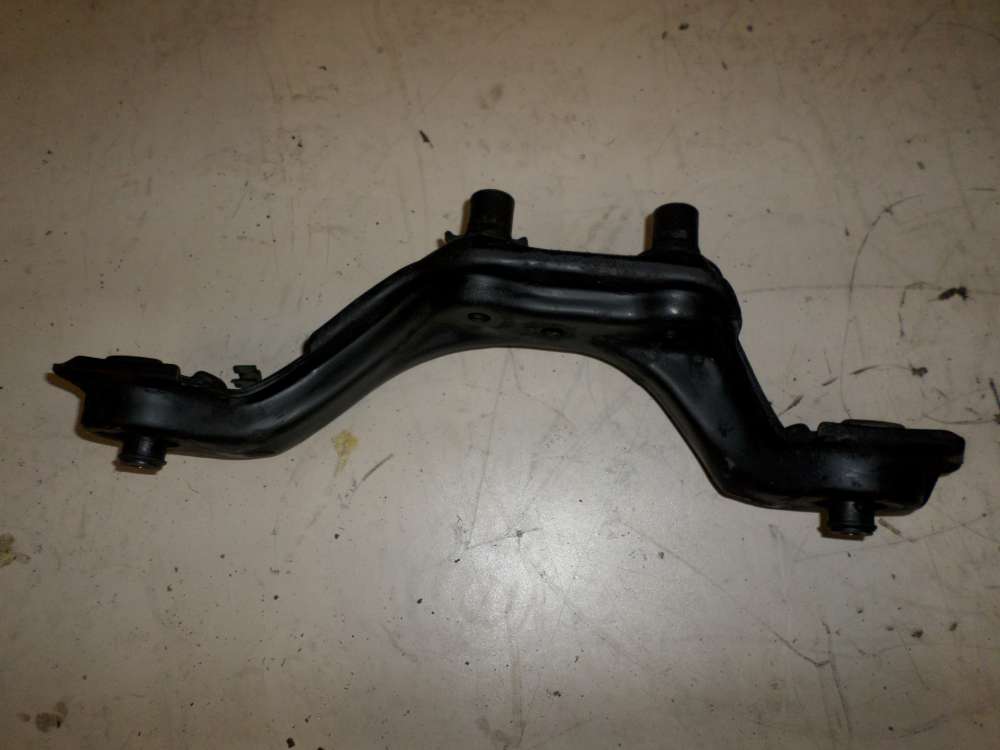 HONDA CRV Bj.2000 KW108 PS147 Halter Differential Holder Original