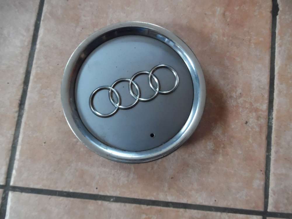 Audi A3 8L Bj:98 Radkappe Nabenkappe Deckel Felgendeckel 8L0601165D
