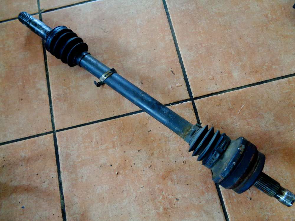 Mercedes Benz CKlasse W220 Antriebswelle Hinten Links A2203570191