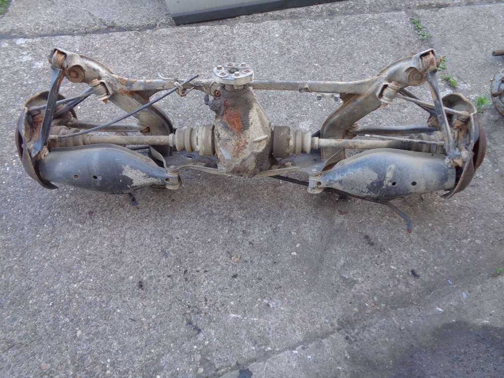 Mercedes E-Klasse W124 Hinterachse Achstr?ger Radaufh?ngung Achsk?rper