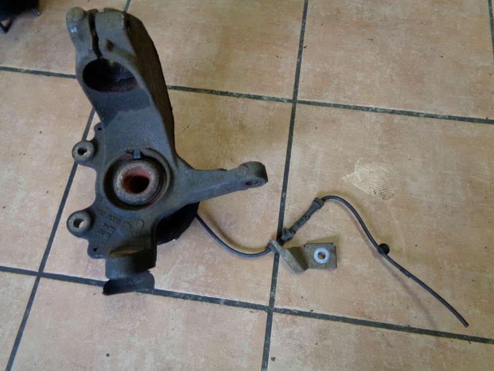 Ford Focus AD3 Bj:2008 Radnabe Achsschenkel Vorne Rechts 3M51-3K170-BH