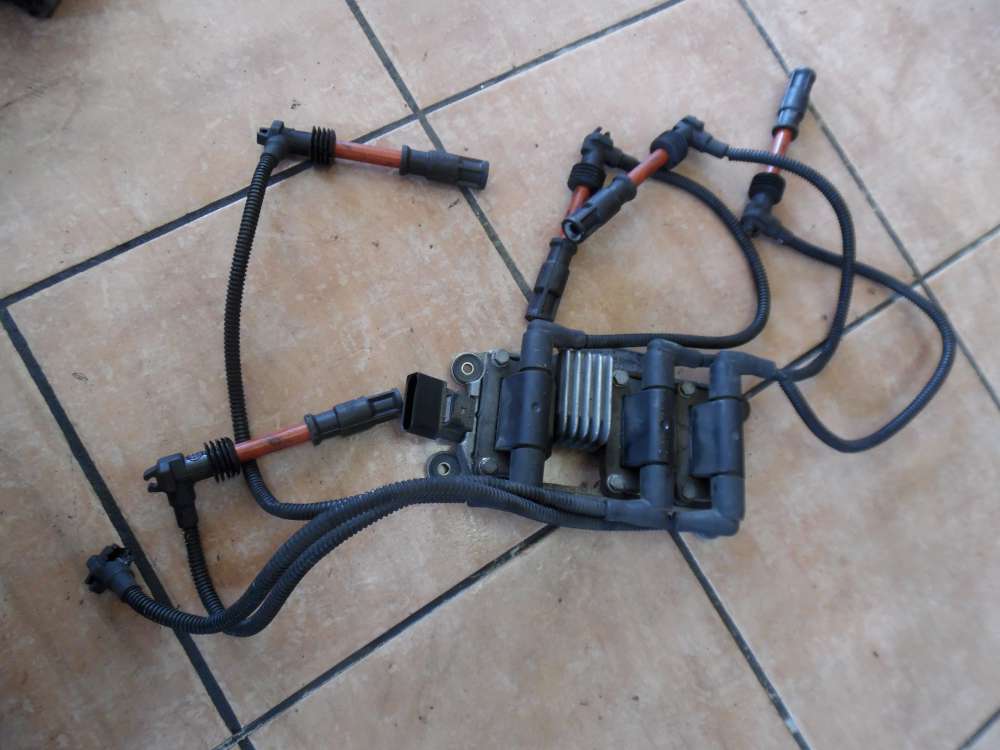 Audi A4 B5 2,4L Zündspule Zündkabel 078905104