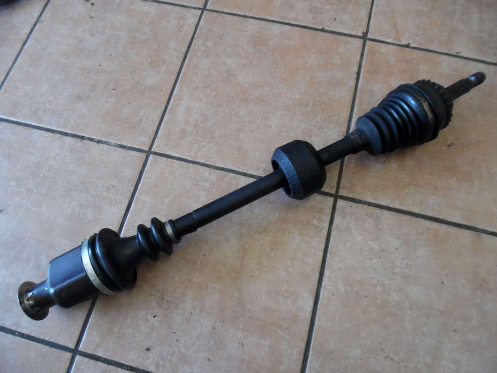 Dacia Sandero Antriebswelle Gelenkwelle Vorne Rechts 7700861090