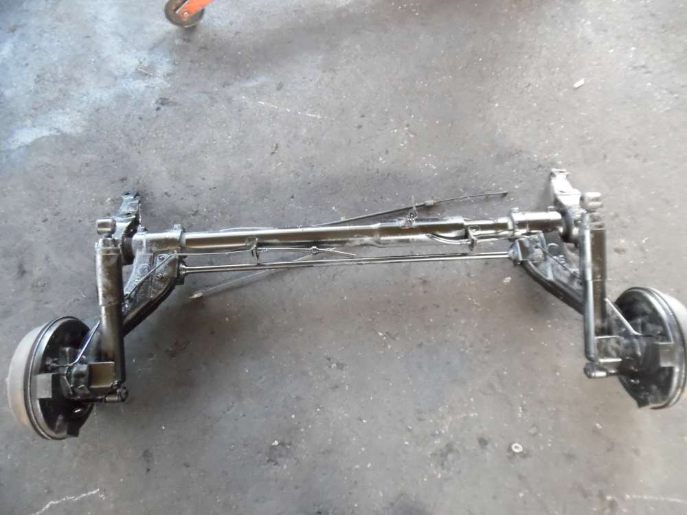 Renault Kangoo Achstr?ger Hinterachse mit Handbremsseil 7700311701