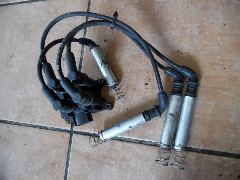Ford Fiesta V 1,3 Zündspule mit Zündkabel 988F-12029-AD