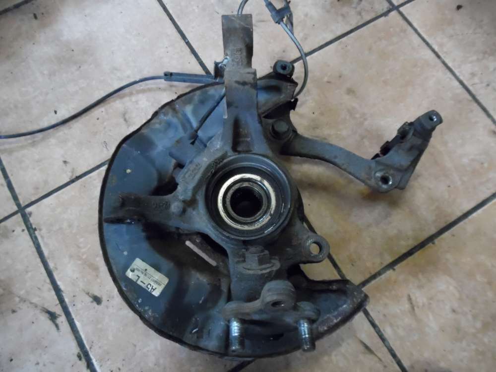 Toyota Corolla Verso 2,2d Achsschenkel Radnabe Vorne Links
