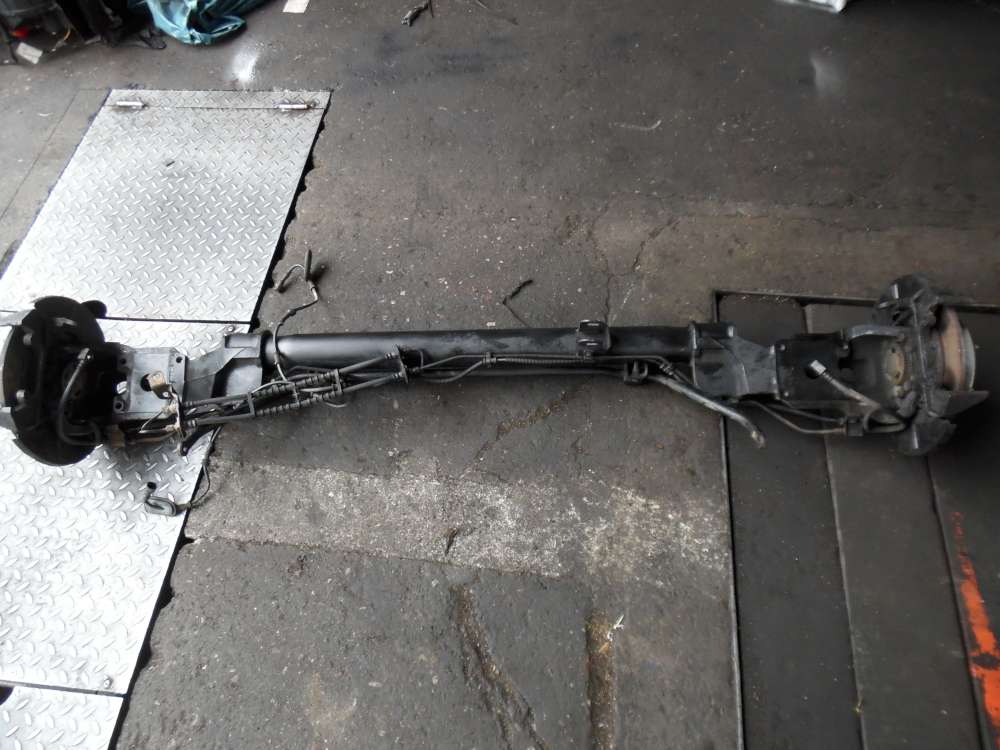 Chrysler Voyager III GS 3,3L Hinterachse Achstr?ger