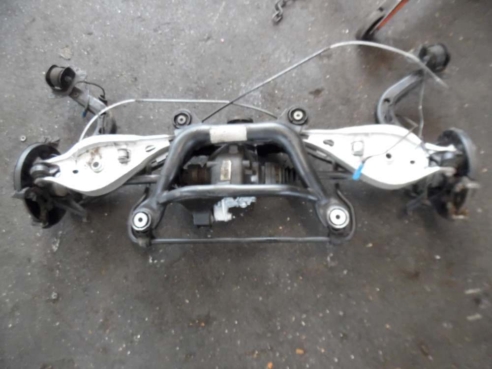 BMW E46 316i 3-T?rer Differential Hinterachse Achstr?ger