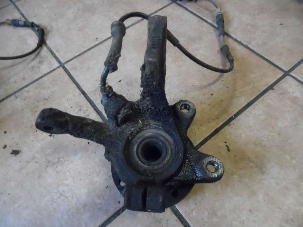 Renault Twingo I C06 Achsschenkel Radnabe Vorne Links