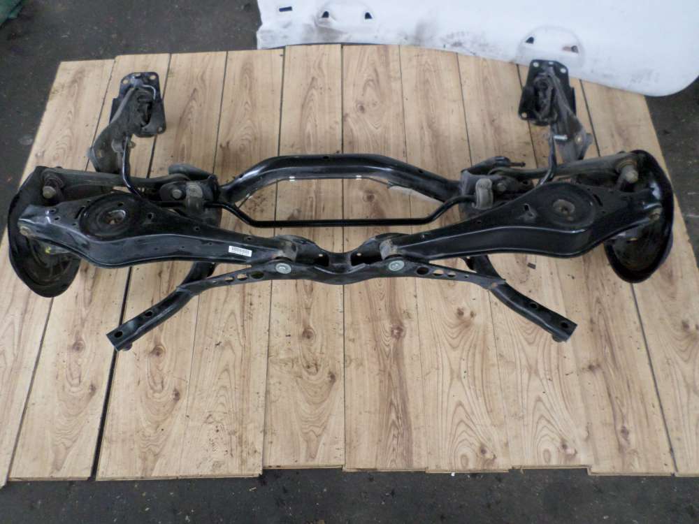 VW Touran Hinterachse Achse hinten Achstr?ger Komplett ab.2003-2010