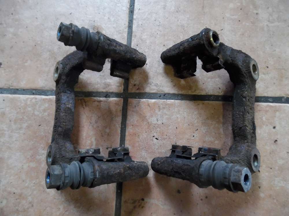 VW Golf IV Bj:1999 Bremssattel Tr?ger Satteltr?ger hinten