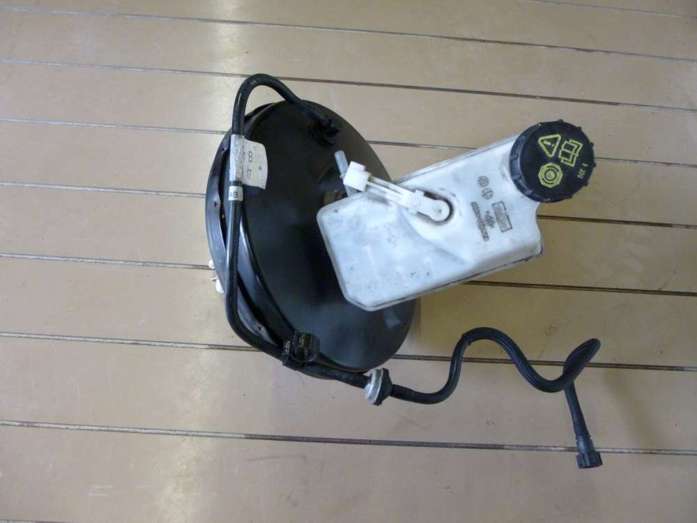 Ford Focus II Bremskraftverst?rker 3M512B195GA