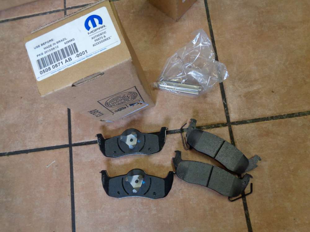 MOPAR Original Bremskl?tze Bremsbel?ge Hinterachse 05080871AB