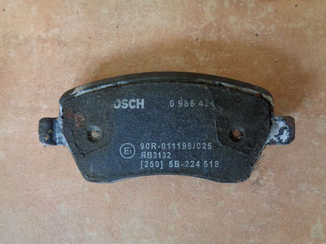 VW Passat 35I Audi A4 BOSCH Bremsbel?ge Bremsbacke 0986424 RB3132