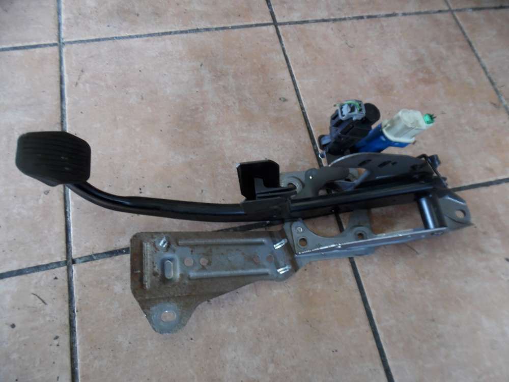 Ford Focus II Bremspedal Pedal 4M51-2467-AN