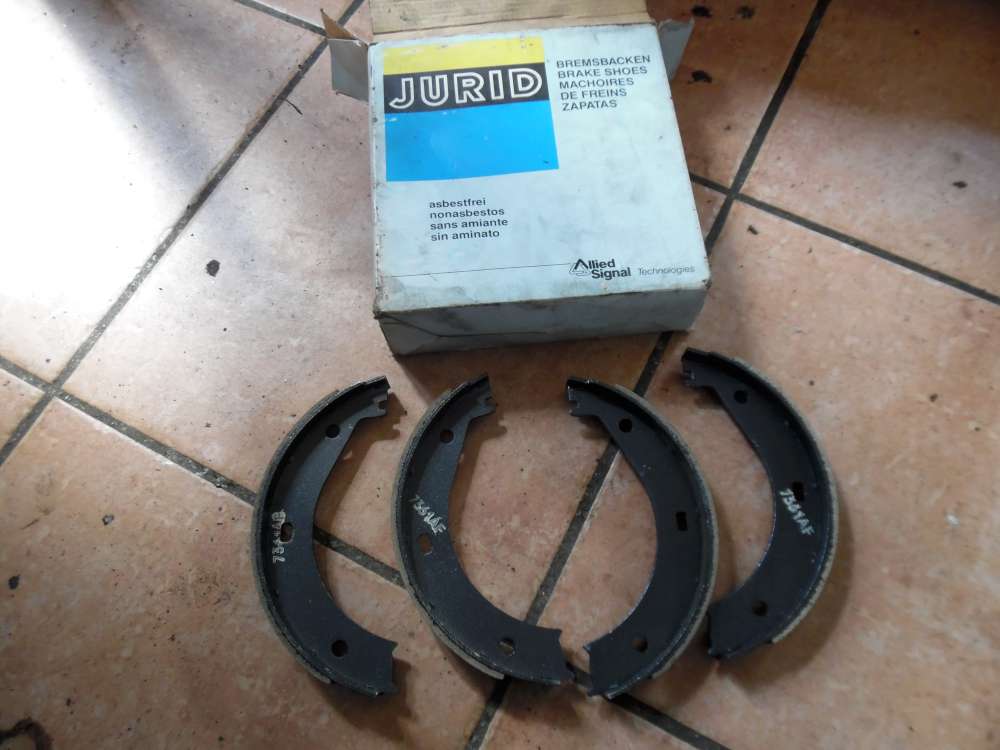 BMW 518i 520i Bremsbackensatz Bremsanlage Hinterachse 2830290