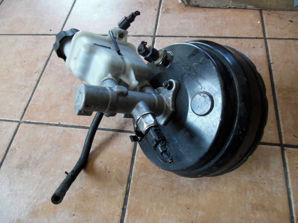 KIA Carens III 2,0CRDi Bremskraftverst?rker Hauptbremszylinder 585001D100