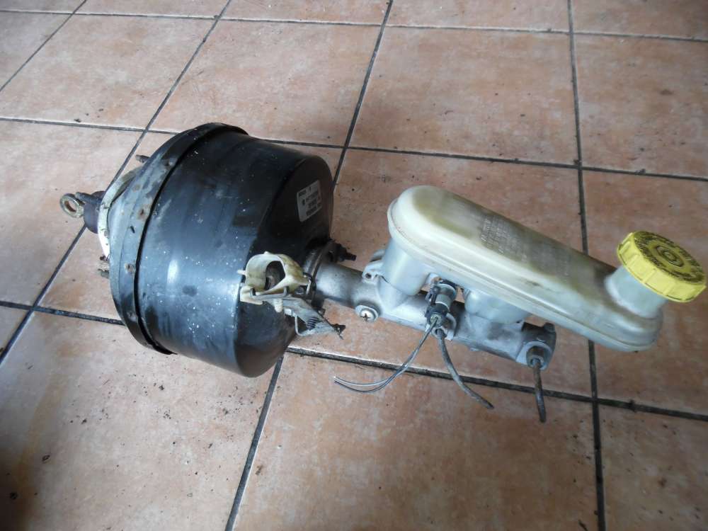 Chrysler 300M Bremskraftverst?rker Hauptbremszylinder 04779072AB