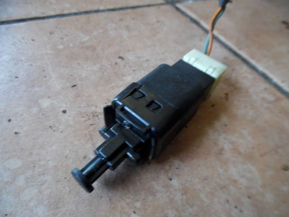 Chevrolet Nubira Bremslichtschalter