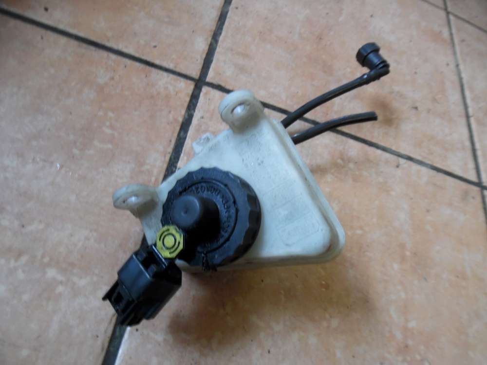 Ford Focus I Ausgleichsbeh?lter Hauptbremszylinder 98AB-2C217