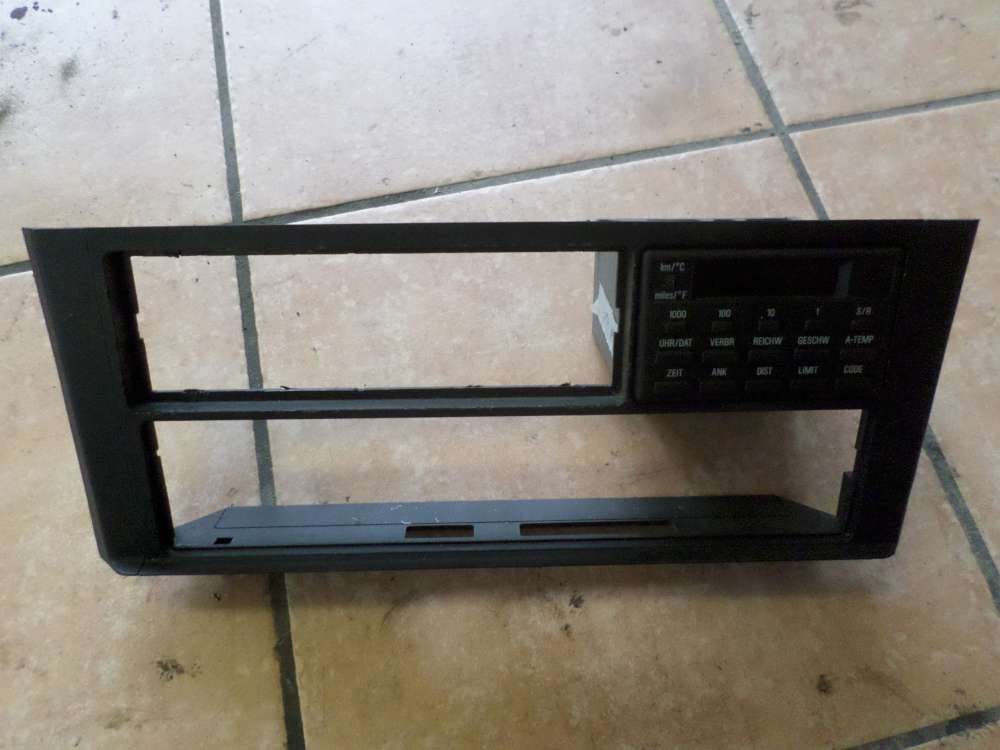 BMW E34 525TDS Bordcomputer Temperaturanzeige Informationsinstrument mit Einbaurahmen 1384121