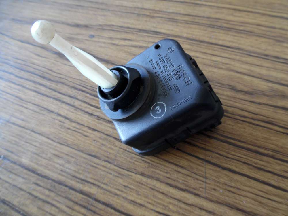 Audi A4 Leuchtweitenstellmotor Stellmotor Bosch 0307852315 4D0941295