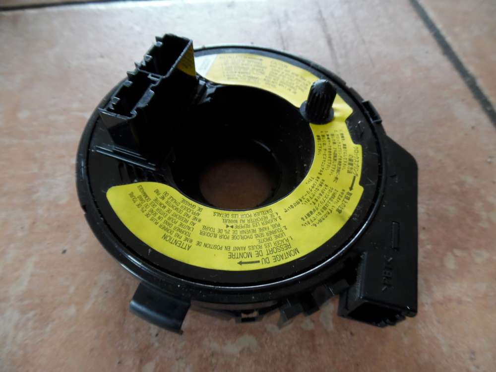 Mazda 2 DY Bj 2004 Schleifring Airbagschleifring D37666CSO 04302010
