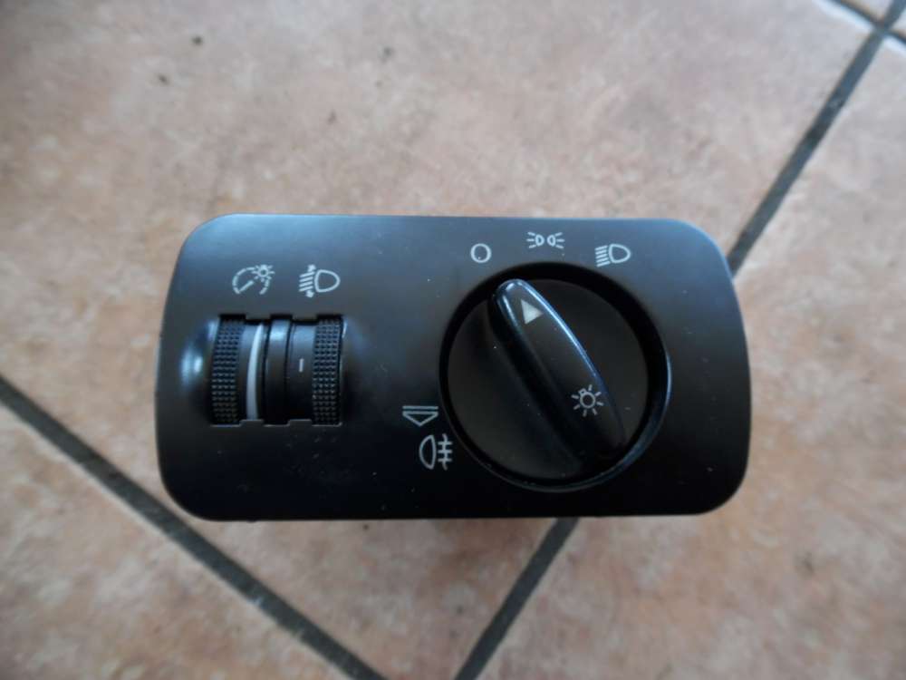 Seat Leon 1M Bj 2003 Lichtschalter mit Nebel + LWR Schalter 1M1941531
