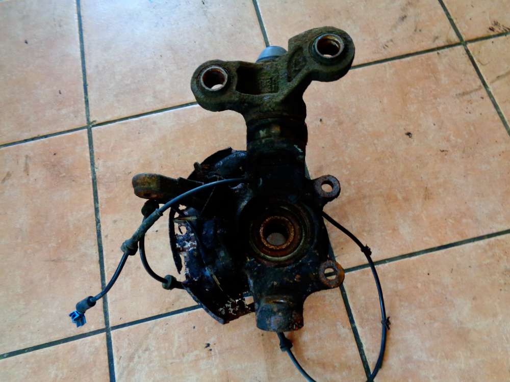 Nissan Primera P12 Bj:03 Achsschenkel Radnabe mit ABS-Sensor Vorne Links