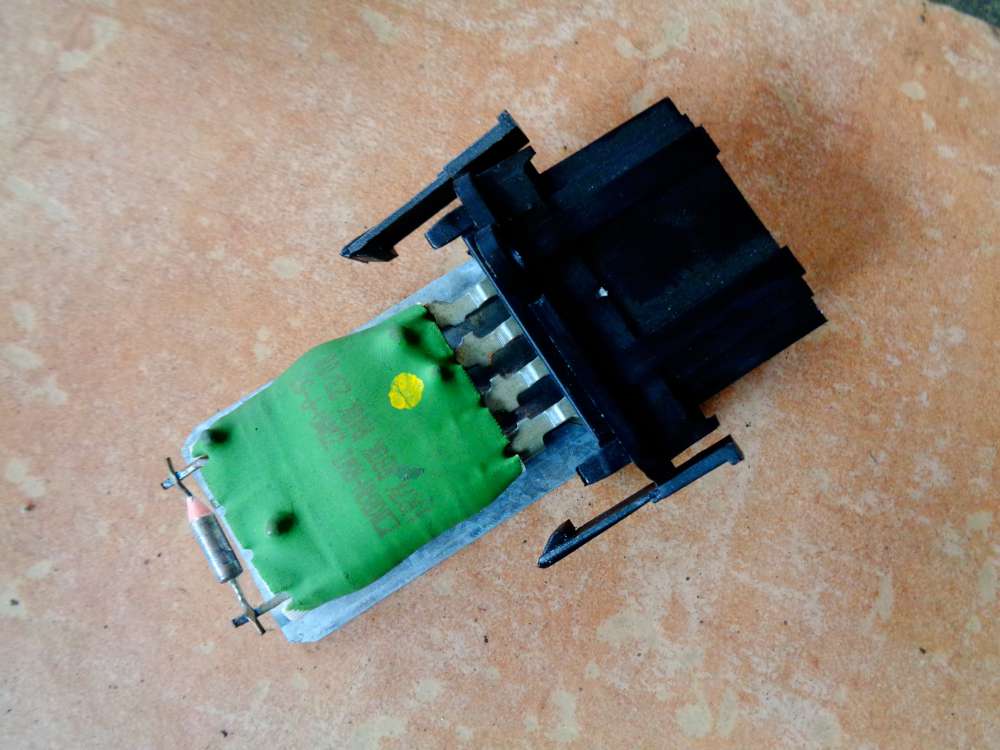 Seat Arosa 6H Bj:2000 Widerstand Gebl?semotor Vorwiderstand 3131090055